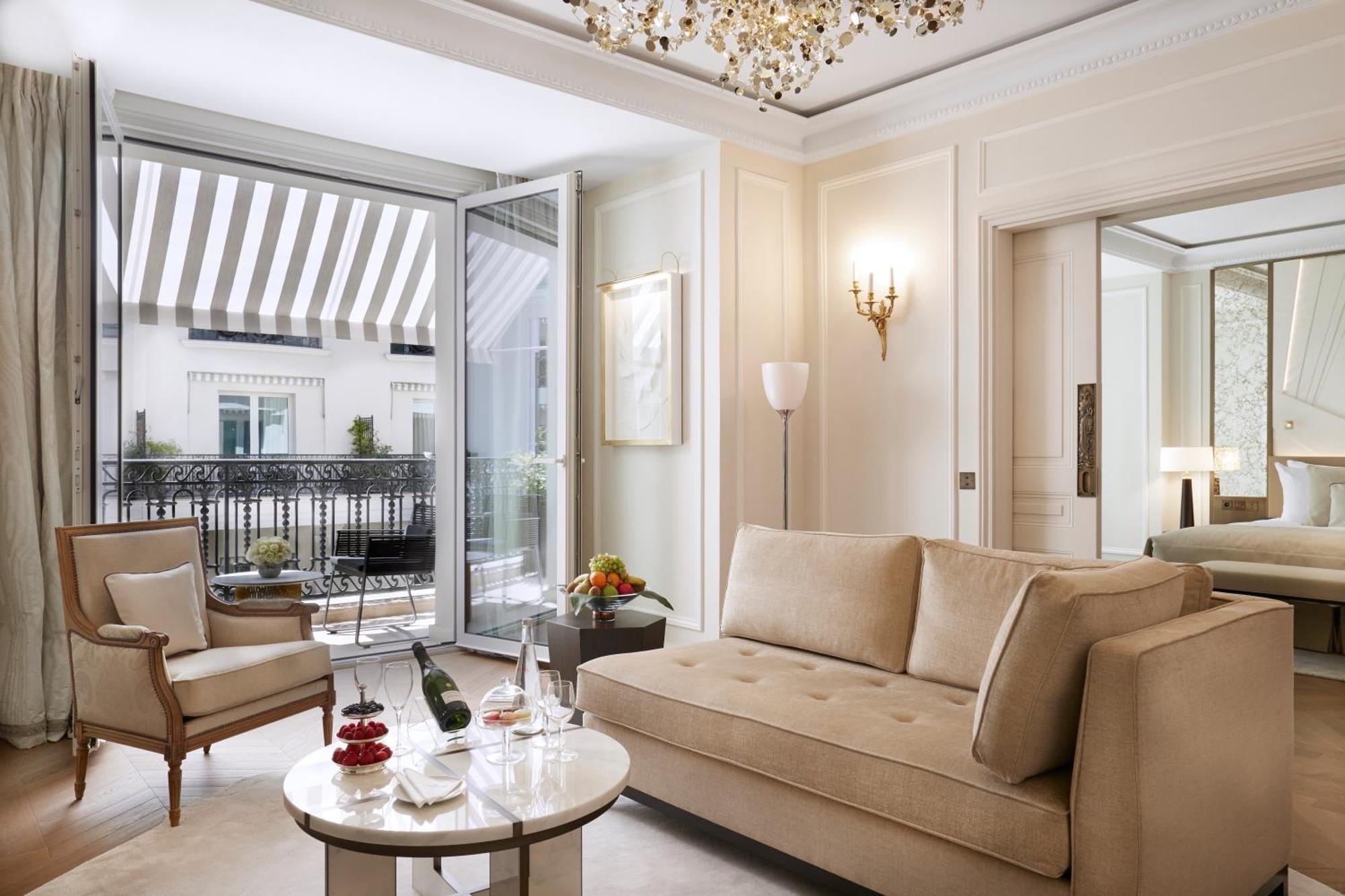 Suite with City or Patio view,1706164205:JPEG